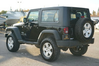 --SLASH YOUR PAYMENT, NOT YOUR DREAMS!-- The 2009 Jeep Wrangler X delivers classic off-road capabili... (image 6)