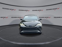 This Toyota Venza has a dependable Gas/Electric 4cyl 2.5L engine powering this Variable transmission... (image 2)