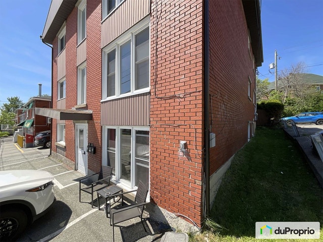 $617,000 - Triplex for sale in Sherbrooke (Fleurimont) — photo 3