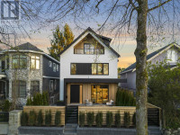 312 E 43 AVENUE Vancouver, British Columbia