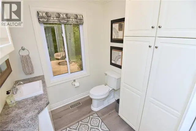 421 8TH CONCESSION Road E Carlisle, Ontario in Houses for Sale in Oakville / Halton Region - Image 32