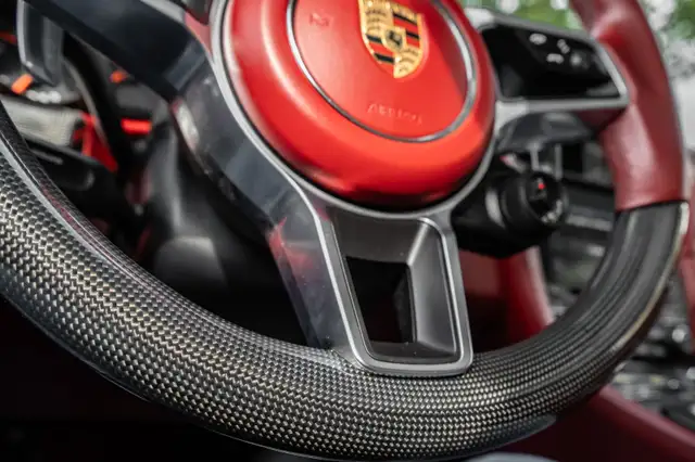2017 Porsche 9115565647876220723213