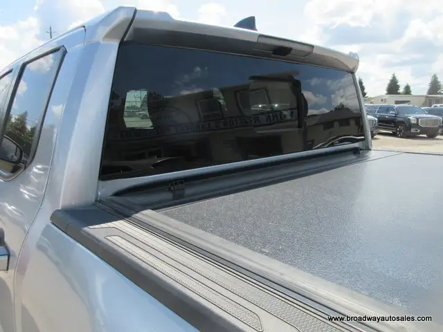 2024 Toyota Tacoma LIKE NEW TRD-VERSION 5 PASSENGER 2.4L - DOHC. in Cars & Trucks in Markham / York Region - Image 17