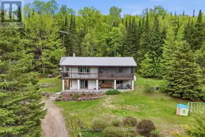 It's not often a 4 bedroom home set on 12 scenic acres comes along! With winding footpaths, apple tr...