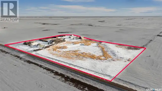 Bender Acreage Loreburn Rm No. 254, Saskatchewan in Houses for Sale in Moose Jaw - Image 5