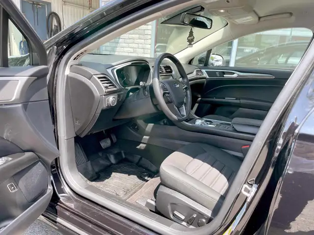 2019 Ford Fusion Energi SEL FWD Cam in Cars & Trucks in Canada - Image 3