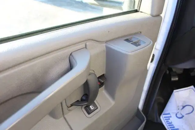 2024 Chevrolet Express 3500 CUBE 14 PIEDS + DECK 6.6 L / 39.000  in Cars & Trucks in Laval / North Shore - Image 12