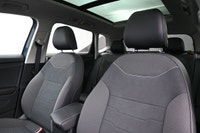 Leather, Apple Carplay, Push button start, Remote start and more!! Kijiji Engine: 4 Cylinder Engine... (image 3)