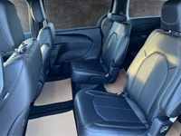 HEATED FRONT SEATS, HEATED STEERING WHEEL, ADAPTIVE CRUISE CONTROL, POWER LIFTGATE, ALL WHEEL DRIVE... (image 9)