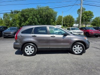 "• Power_Windows • Power_Mirrors • Power_Locks • Keyless_Entry • Air_Conditioning • Tilt_Steering •... (image 5)