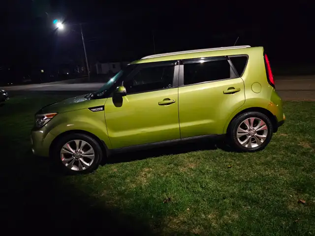 2016 Kia Soul FWD in Cars & Trucks in Moncton - Image 3