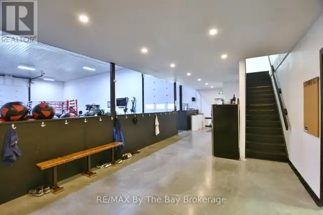 3 - 23 STEWART ROAD Collingwood, Ontario in Commercial & Office Space for Rent in Oakville / Halton Region - Image 12