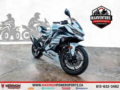 2025 Kawasaki NINJA ZX-4RR La Kawasaki Ninja ZX-4RR 2025 est une moto sportive compacte et performan...