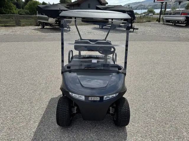 2025 E-Z-GO FREEDOM RXV ELITE LITHIUM -electric golf cart in ATVs in Prince Albert - Image 5