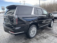 | 55 Curved HD Display | Super Cruise | AKG Studio 19-Speaker Audio | Panoramic Sunroof | Head-Up Di... (image 8)