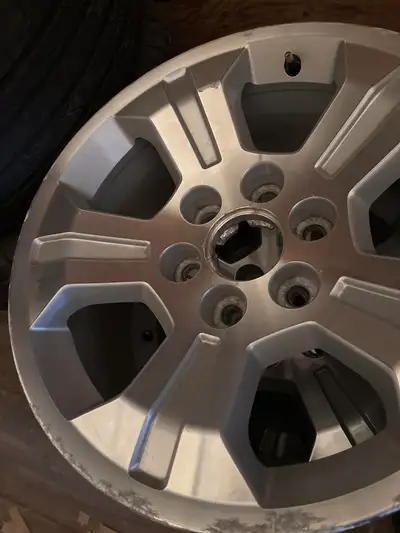 4 rims - great condition fits all Silverado and sierra - 17 inch no tpms text 647-330-1493