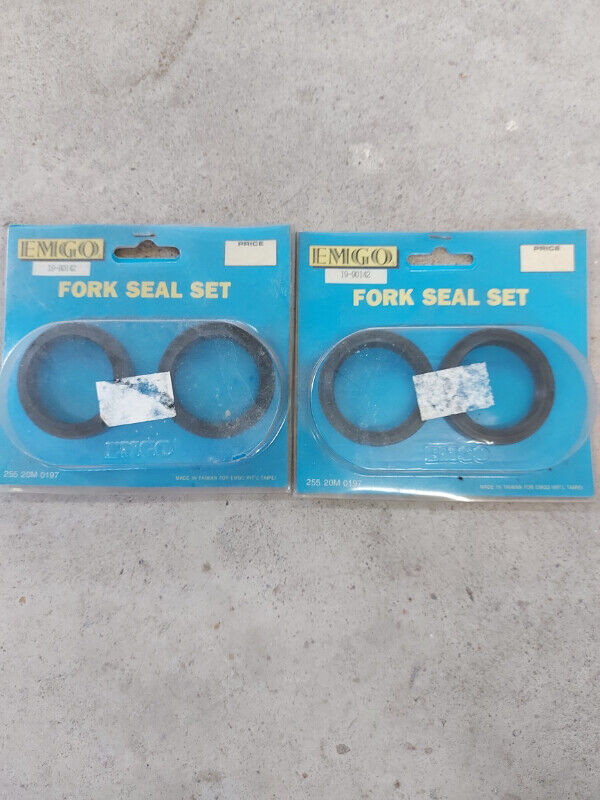 Fork Seal Kits in Motorcycle Parts & Accessories in Bedford