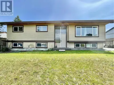 Prime downtown location! This 2-storey home in the heart of Sechelt is within walking distance to al...