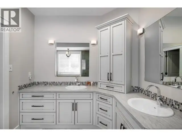 3672 Luxmoore Road Kelowna, British Columbia in Houses for Sale in Penticton - Image 34