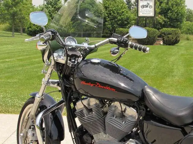 2013 Harley-Davidson Sportster XL883L Superlow in Street, Cruisers & Choppers in Leamington - Image 14