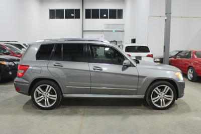 2011 MERCEDES GLK350 LUXURY SUV! LEATHER! SPECIAL ONLY $10,900!