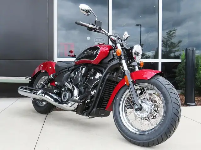 2025 Indian Motorcycle Scout Classic Limited +Tech Sunset Red Me in Street, Cruisers & Choppers in Cambridge - Image 2