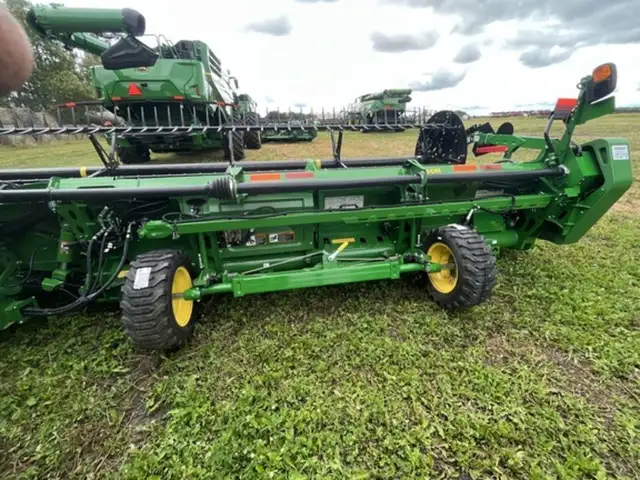 2022 John Deere HD40R in Farming Equipment in Swift Current - Image 6