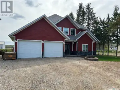 Welcome to 510 Park Street, a beautifully designed two-storey home nestled in the tranquil community...