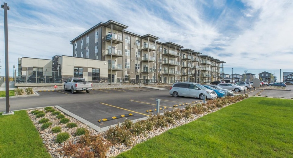 Monogram Rentals - 2 Bed 1 Bath Apartment for Rent 2