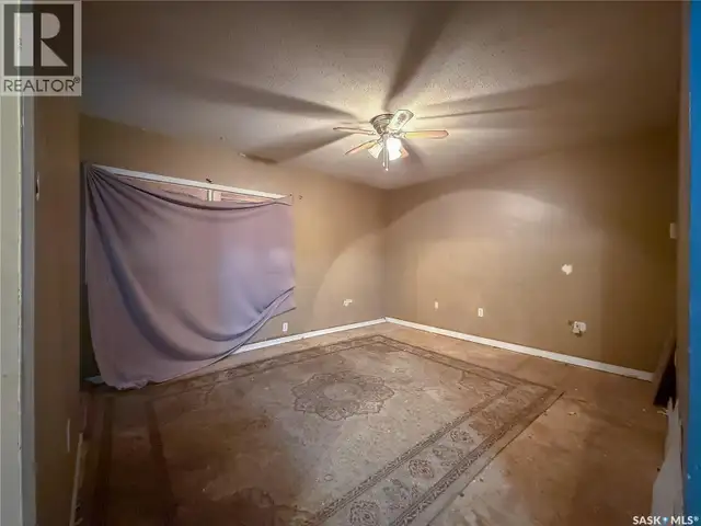 121 1st AVENUE W Shaunavon, Saskatchewan in Houses for Sale in Swift Current - Image 8