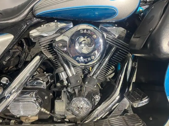 1994 Harley-Davidson FLHTCU - Ultra Classic Electra Glide in Sport Touring in Edmonton - Image 4