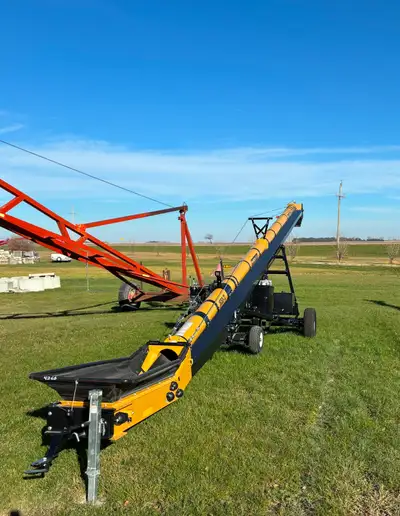 New 1650 Conveyall Oilseed Conveyor 38HP Kohler engine $2500 Rebate available