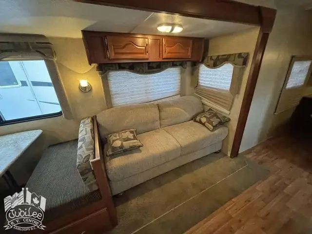 2011 ,Creeside,Outdoors RV 26BKS in Travel Trailers & Campers in Kamloops - Image 9