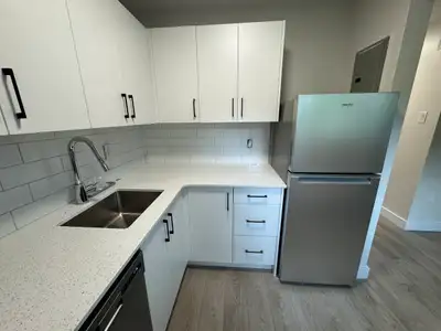 Available June 1 2025! Newly renovated 1 Bedroom apartment at 14 Brule St in Dartmouth. Rent is $152...