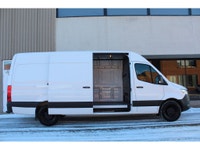 2021 MERCEDES SPRINTER 2500 -- 170 FULL SIZE -- HIGH ROOF -- ECONOMICAL DIESEL ENGINE !!! 3 SEATER!!... (image 7)