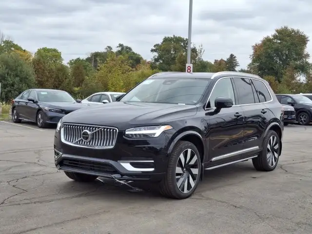 2024 Volvo XC90 Recharge Plus Bright AWD | Leather | Sunroof