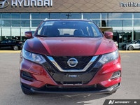 This 2023 Nissan Qashqai SV AWD is a stylish, efficient, and practical compact SUV built for confide... (image 7)