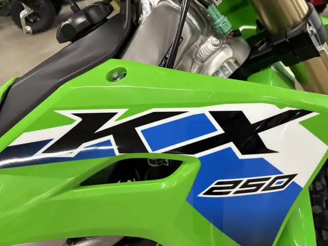 2026 Kawasaki KX250 in Dirt Bikes & Motocross in Truro - Image 9