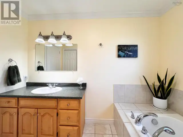 48 Seaview Drive Gabarus, Nova Scotia in Houses for Sale in Cape Breton - Image 20