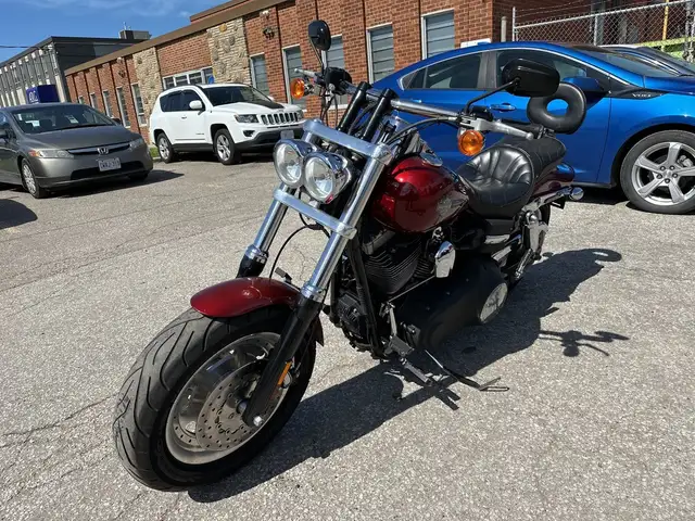 2009 Harley-Davidson Fat Bob ~ FAT BOB ~ 96CU ~ V&H EXHAUST ~ LO in Street, Cruisers & Choppers in City of Toronto - Image 4