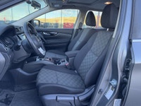 2017 NISSAN QASHQAI SV AWD * ACCIDENT FREE CARFAX * SUNROOF FEATURES INCLUDE: - Auto headlamps - Hil... (image 8)