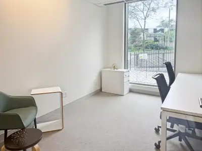 A fully customizable and perfectly sized workspace rental for two. Create the ideal environment for...