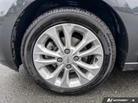 Perfectly designed for city living and beyond, this 2021 Chevrolet Spark 1LT Hatchback in a sleek Ni... (image 8)