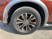 HEATED & COOLED LEATHER, SUNROOF, BLUETOOTH, NAVIGATION, BACK UP CAMERA, BACK UP SENSOR, REMOTE STAR... (image 8)