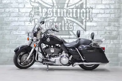 2012 Harley-Davidson Road King Police for sale. Some nice upgrades and changes to this one. Bodywork...