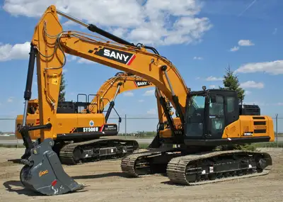 The Sany 265C LC Features: • Industry Leading 5 Year/5,000 Hour Warranty • Two Way Aux Hydraulics •...