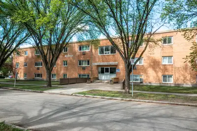 Charming, bright, and spacious apartments conveniently located off Main Street. Located off Main Str...