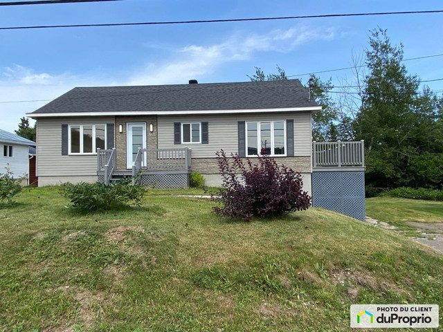 329 000$ - Bungalow à vendre à Chandler dans Maisons à vendre  à Gaspésie