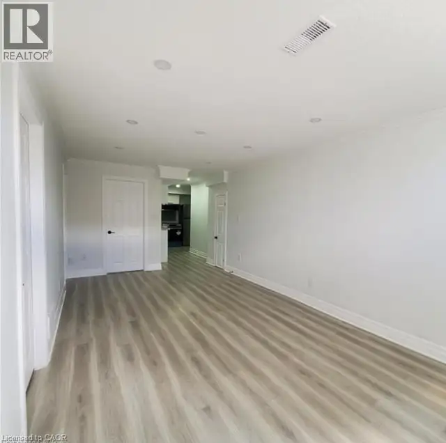 59 HIGHGATE Road Unit# 2 Kitchener, Ontario in Long Term Rentals in Kitchener / Waterloo - Image 8