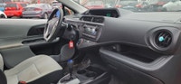 GARANTIE 1 ANS CREDIT DIRECT EN LIGNE AU WWW.AUTO-INTERNET.CA WOW 2013 TOYOTA PRIUS C HYBRID AUTOMAT... (image 3)